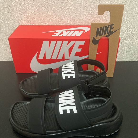 NEW WOMENS NIKE TANJUN SANDALS SZ 6 7 8 CUTE BLACK STYLE 882694001 AUTHENTIC - Picture 15 of 16
